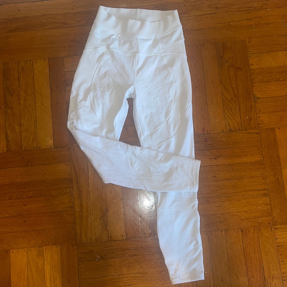 White lululemon rubbed leggings